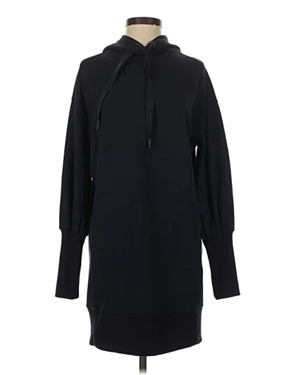 Pre-owned Athleta Sweatshirt In Black