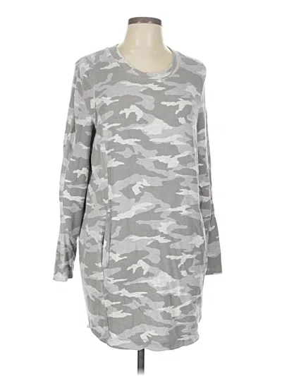 Pre-owned Athleta Sweatshirt In Gray