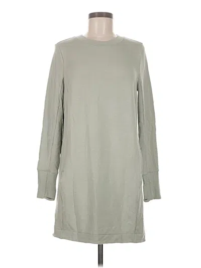 Pre-owned Athleta Sweatshirt In Green