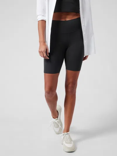 Athleta Transcend High Rise 7 Short In Black