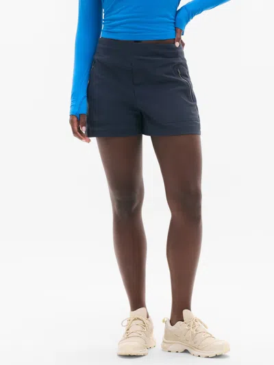 Athleta Trekkie North Mid Rise Short In Blue