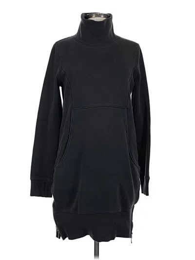 Pre-owned Athleta Turtleneck Sweater In Black