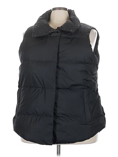 Pre-owned Athleta Vest In Black