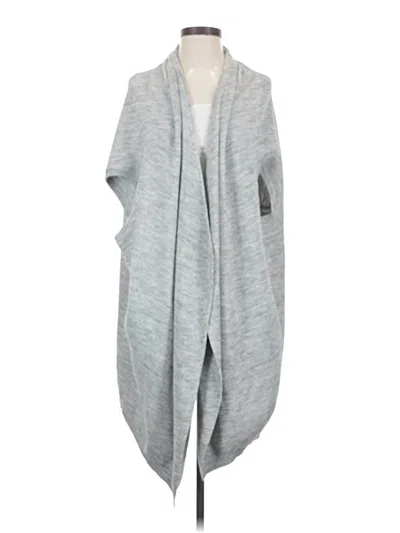 Pre-owned Athleta Vest In Gray