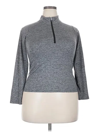 Pre-owned Athletic Works 3/4 Sleeve T-shirt In Gray