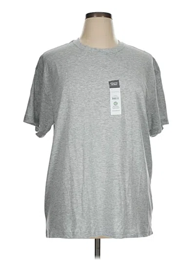 Pre-owned Athletic Works Short Sleeve T-shirt In Silver