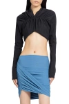 ATLEIN V-NECK RUCHED CROPPED TOP