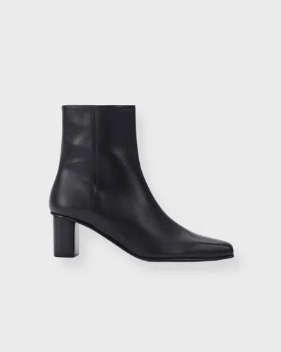 Atp Atelier Boots Praia  Nappa In Black