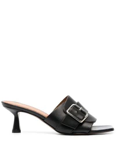 Atp Atelier Mules Mit Schnalle In Black
