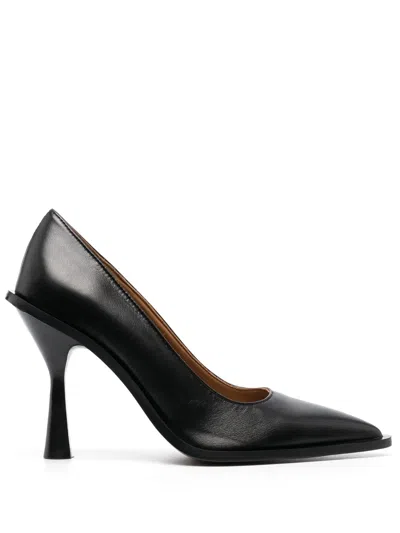 Atp Atelier Pumps Mit Spitzer Kappe In Black
