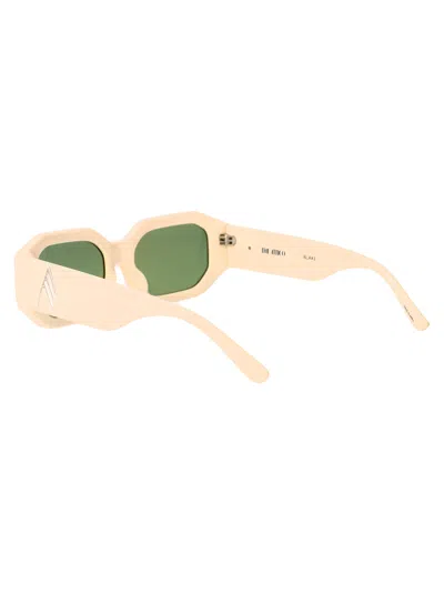 Attico Blake Sunglasses In Ivory/silver/green