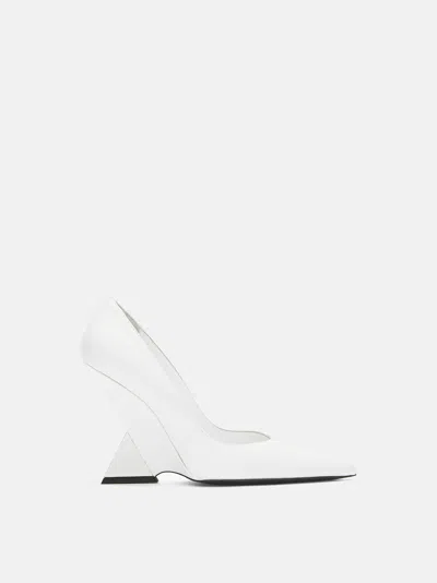 Attico Cheope Patent-leather And Silver-tone Pumps In White/nichel