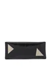 Attico Day Off Clutch Bag In Black