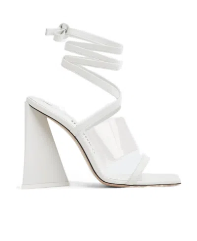 Attico Isa Tie-fastening Leather Sandals In White