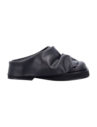 Attico Mini Robin Sabot In Black