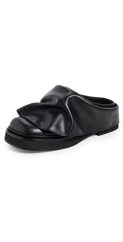 Attico Round Toe Leather Slip-on Sandals In Black