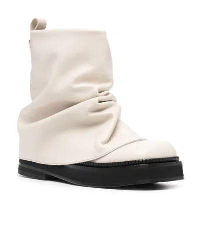 Attico Robin Leather Ankle Boots In Neutrals