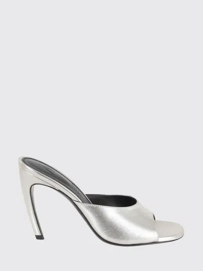 Attico Betta 95 Laminated Leather Mules In Silver