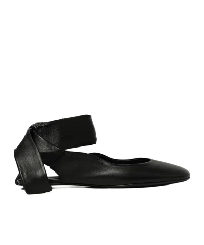 Attico Slingback Flats In Black
