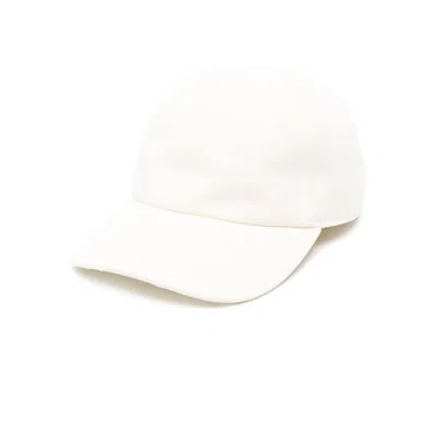 Attico Logo刺绣帆布棒球帽 In White