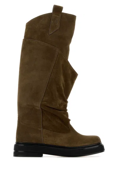 Attico The  Mud Suede Passeggiata Boots In Brown