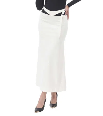 Attico Women White Solid Midi Skirt