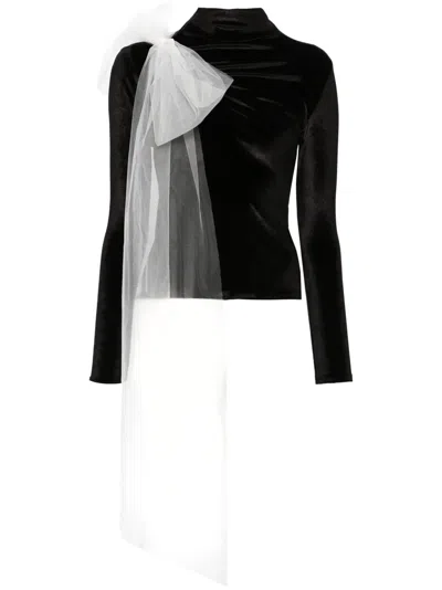 Atu Body Couture T-shirt Aus Velours In Schwarz