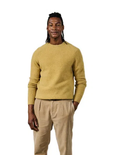 Aubin Prestwick Shetland Crew Neck Sweater In Turmeric