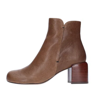 Audley Boots Brown In Multi