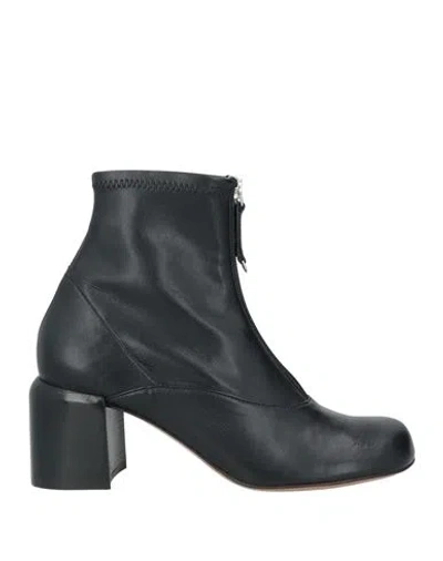 Audley Woman Ankle Boots Black Size 7 Leather