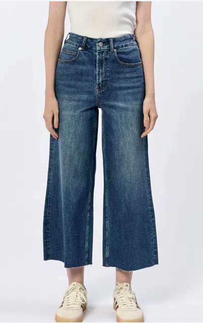 Audrey's Wide Leg Denim Jeans In Meeru Wash In Blue