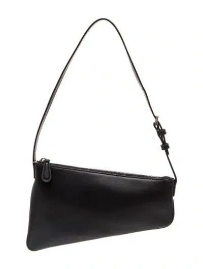 Pre-owned Aupen Leather Shoulder Bag In Black