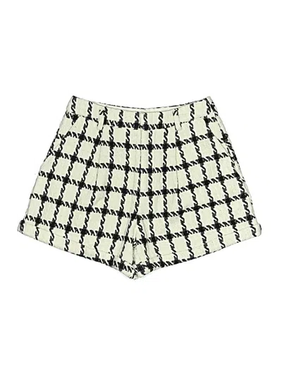 Pre-owned Aureum Shorts In Ivory