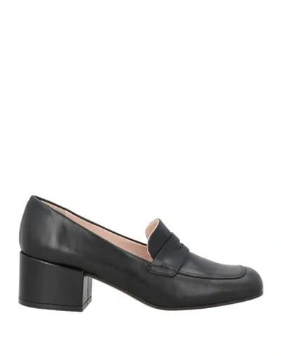 Aurora Woman Loafers Black Size 7 Leather