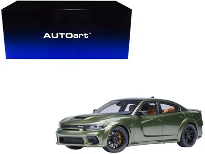 Autoart Dodge Charger Srt Hellcat Redeye F8 Green Metallic With Matt Black Top 1/18 Model Car By