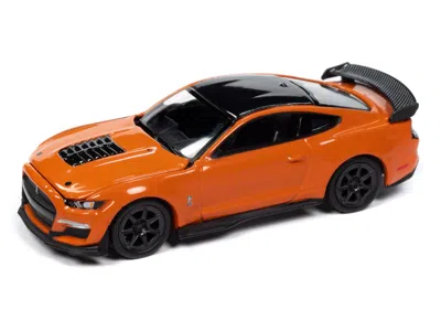 Autoworld 2021 Ford Mustang Shelby Gt500 Carbon Fiber Track Pack Twister Orange With Black Top "modern Muscle"
