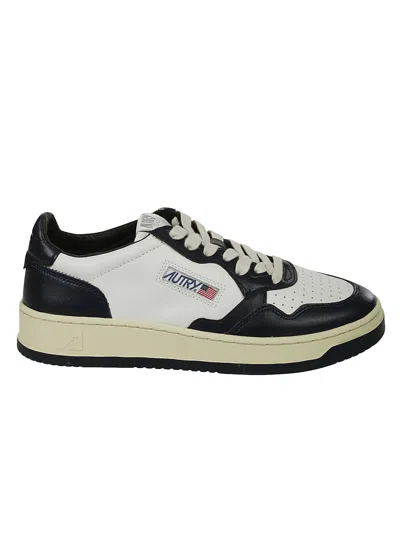 Autry 01 Low Leather In Bianco
