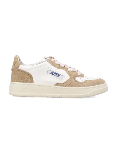 AUTRY AUTRY AUTRY MEDALIST LOW WOMAN'S SNEAKERS LEATHER