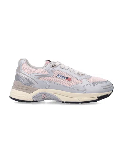 Autry Woman Hyperway Mesh Details Sneakers In Gray