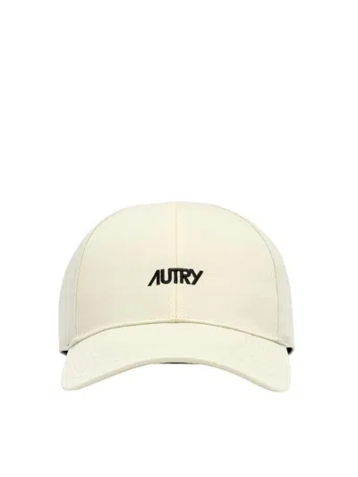 Autry Baseball Hat With Contrast Embroidered Logo In White