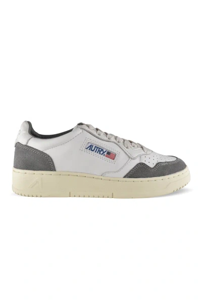 Autry Medalist Low Sneakers Contrast Panels Rubber Sole In White