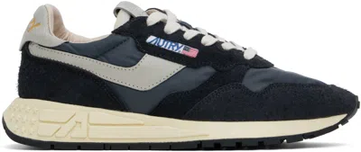 AUTRY BLACK & GRAY REELWIND LOW SNEAKERS