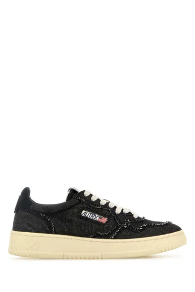 AUTRY BLACK DENIM MEDALIST SNEAKERS
