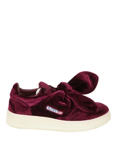 Autry Bordeaux Sneakers With Velcro Strap And Off-white Sole In Burgundy