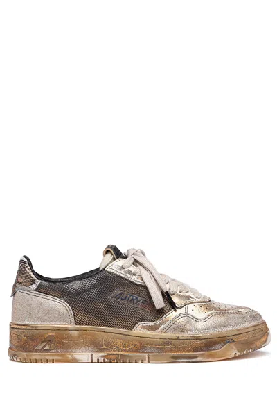 Autry Chic Flat Shoes For Women - Fw25 Collection In Brown