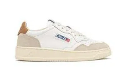 Autry Classic Low-top Sneakers With Textured Finish In Neutral