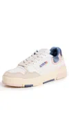 AUTRY CLC LOW SNEAKERS WHT/PEACH WHIP