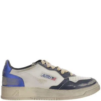 AUTRY COLORBLOCK LOW-TOP SNEAKERS WITH LACE-UP FRONT AND SIGNATURE DETAILS