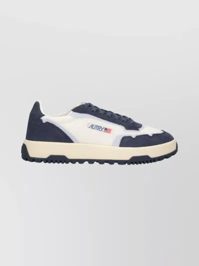 AUTRY CONTEMPORARY LOW TOP SNEAKERS WITH CONTRAST PANELS