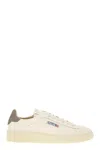 Autry Dallas Leather Sneakers In Neutral